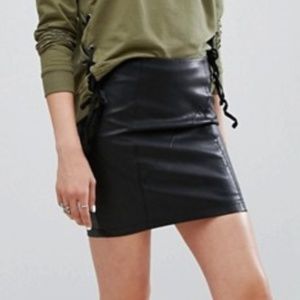 Faux leather mini skirt